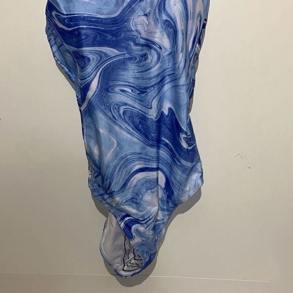 Nicole Miller Studio Women's Blue Racerback One Piece Swimsuit Size Medium NWT - Picture 3 of 10